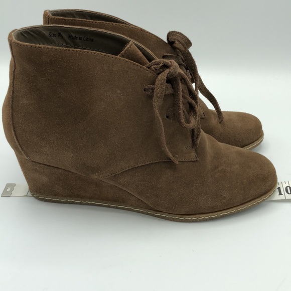 Dolce Vita Suede Wedge Booties Size 9 1/2 - Picture 12 of 14